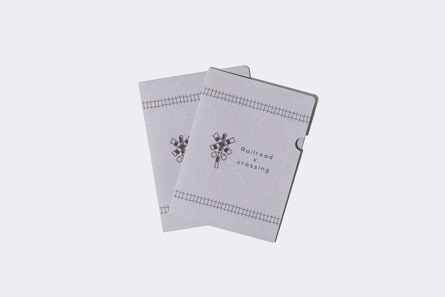 めっちゃちいさい紙ファイル　railroad crossing